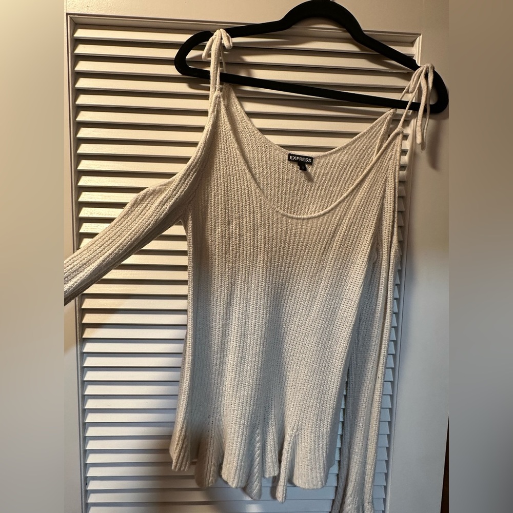 Women’s sweater
